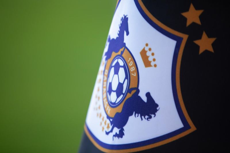 Qarabağ onunla yollarını ayırdı 