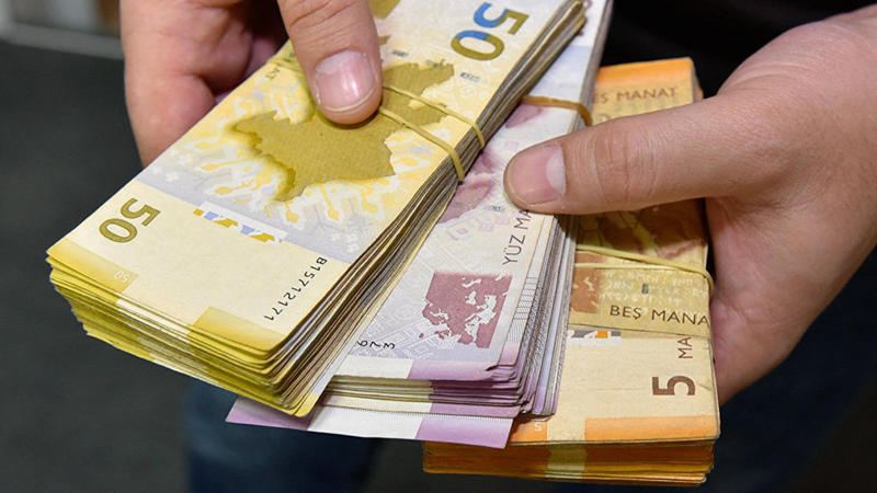 Bu sektorda orta aylıq maaş 3743 manatdır 