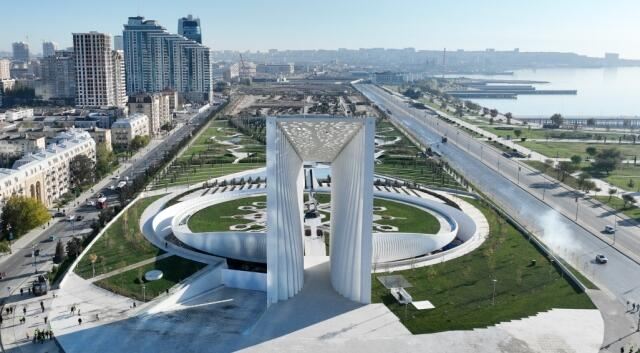 Berdiməhəmmədov Zəfər parkında... 