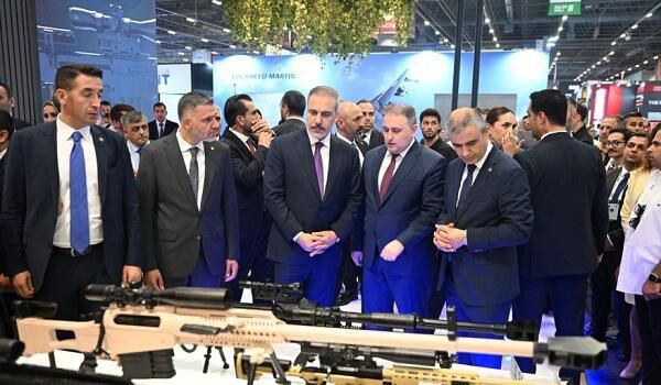 Hakan Fidan Azərbaycan stendini ziyarət etdi - Foto 
