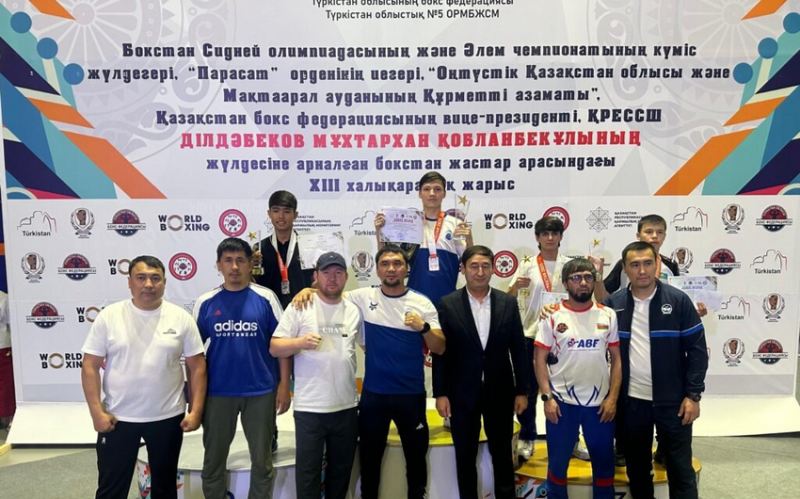 Azərbaycan boksçusu Qazaxıstanda medal qazandı 