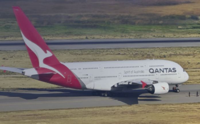 Heydər Əliyev Beynəlxalq Aeroportuna məcburi eniş etdi 