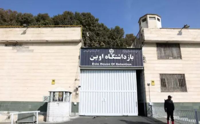 Tehranın siyasi həbsxanası boşaldıldı 