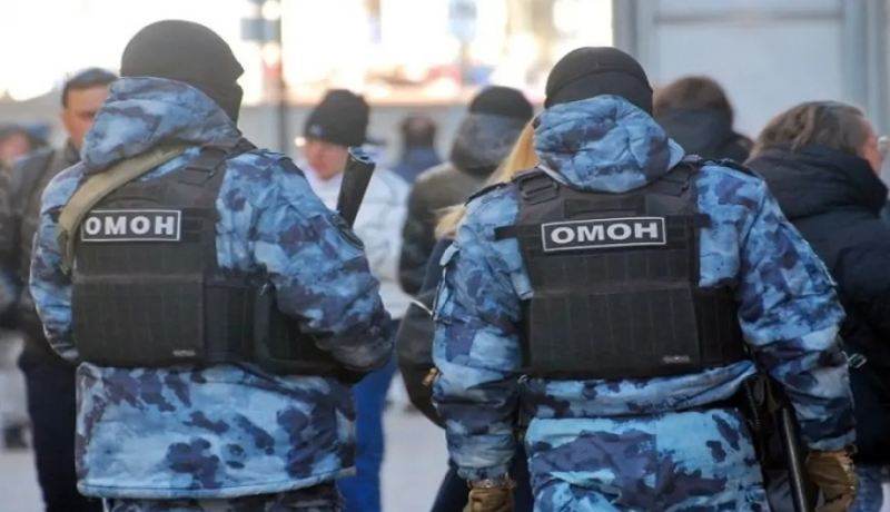“Ukrayna müharibəsinə göndərmək istəyirdilər” - OMON-çuların işgəncə verdiyi azərbaycanlı
