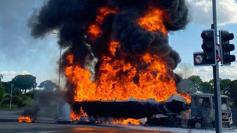 1 milyon barel neft daşıyan tanker partlayıb 