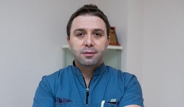Saxta diplomla çalışdığı deyilən həkim danışdı 