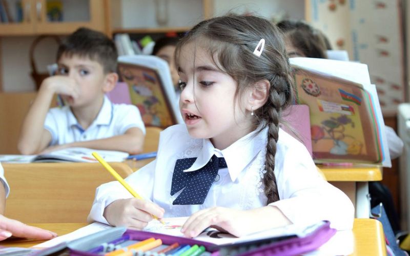 Məktəbəhazırlıq qrupları üzrə şagird yerdəyişməsinin dayandırılacağı tarix açıqlanıb 