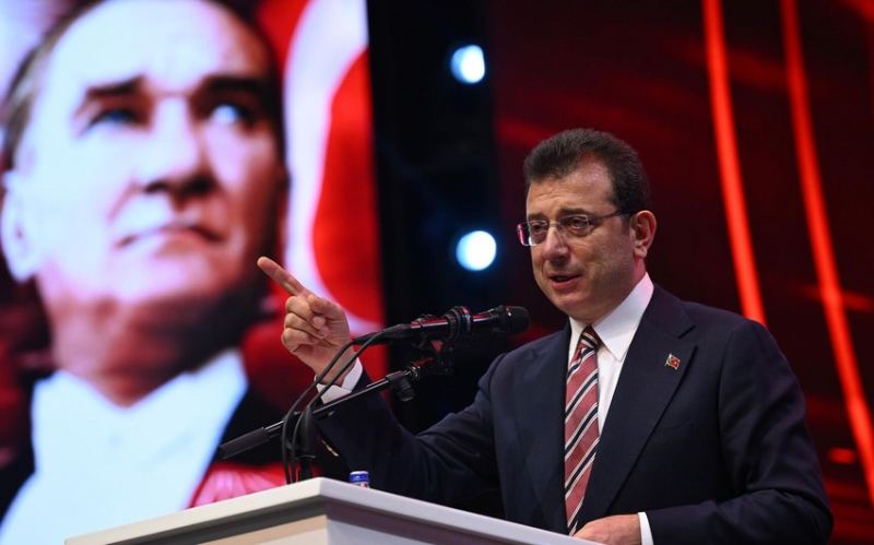 Ekrem İmamoğlu saxlanılıb 