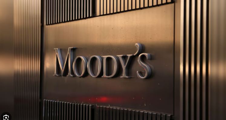 “Moody\'s”: Azərbaycan karbohidrogen sektorundan asılılığını azaldır 