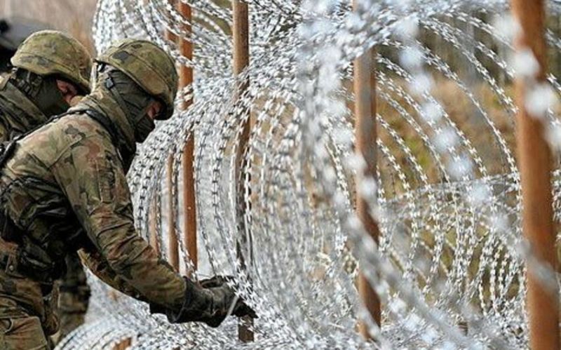 Trampa Rusiya ilə Ukrayna arasında divar çəkməyi təklif etdilər 
