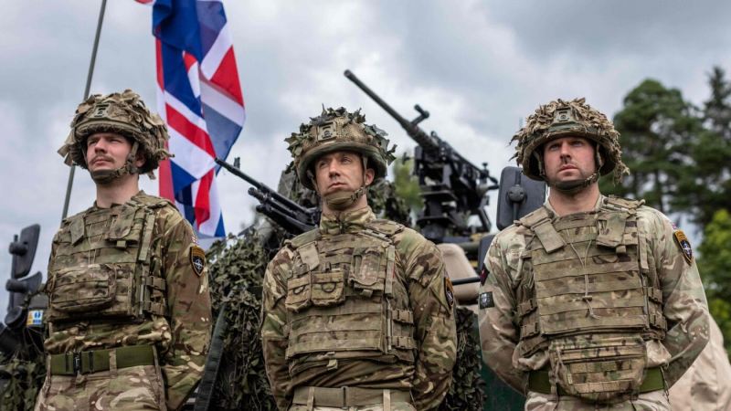Qərbin Rusiya qorxusu: Britaniya gizli şəkildə Putinin mümkün hücumuna hazırlaşır