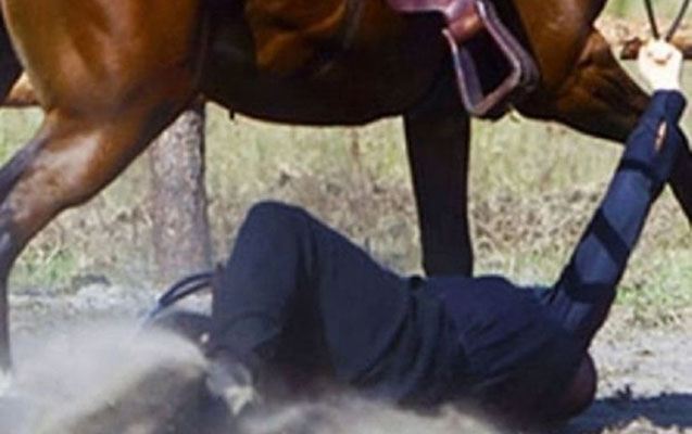 41 yaşlı kişi atdan yıxılıb öldü 