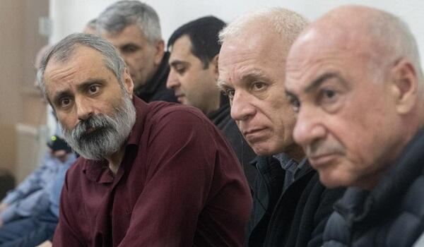 Onlar beş nəfərdən ibarət ailəni vəhşicəsinə öldürdü... 