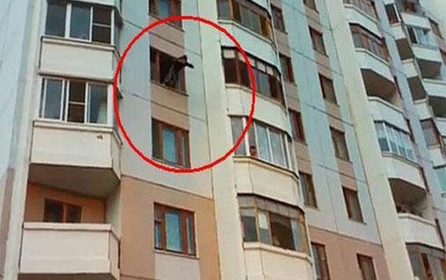 Yasamalda kişi 10-cu mərtəbədən yıxılıb öldü 