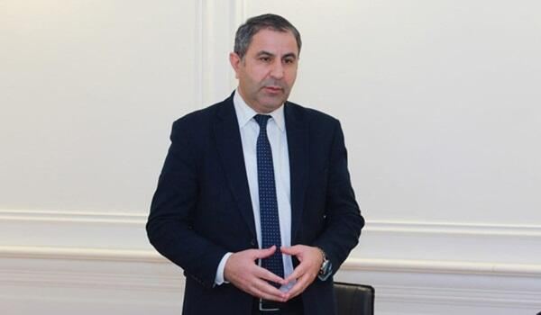 Ədalət Partiyasının yeni sədri o seçildi 