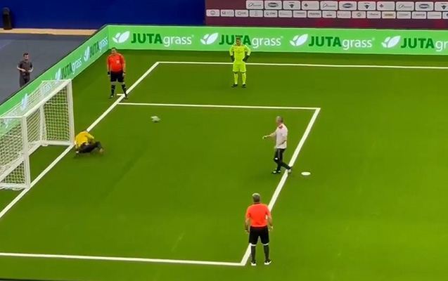 Qurban Qurbanov “Legends Cup”da penaltini vura bilmədi 