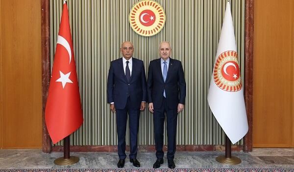 Numan Qurtulmuş Ədalət Vəliyevlə görüşdü 