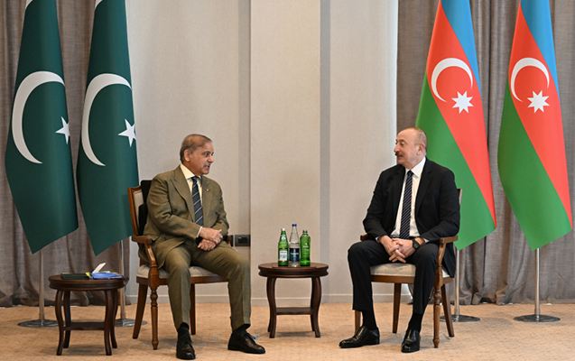 Laçında Əliyevin Şəriflə məhdud tərkibdə görüşü keçirilir - Foto 