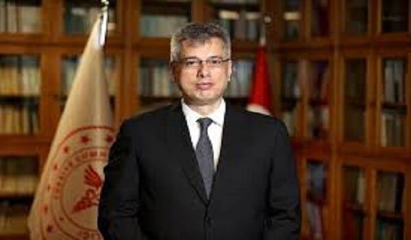 Türkiyəli nazir bütün orqanlarını bağışlayacaq 