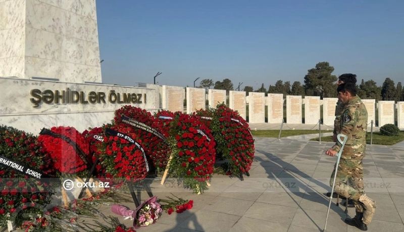 8 Noyabr - Zəfər Günü ilə əlaqədar Hərbi Memorial Məzarlıq ziyarət edilir 