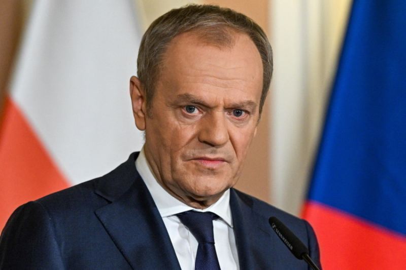 Tusk: Ukraynanın müharibəni uduzması üçün obyektiv səbəb yoxdur 