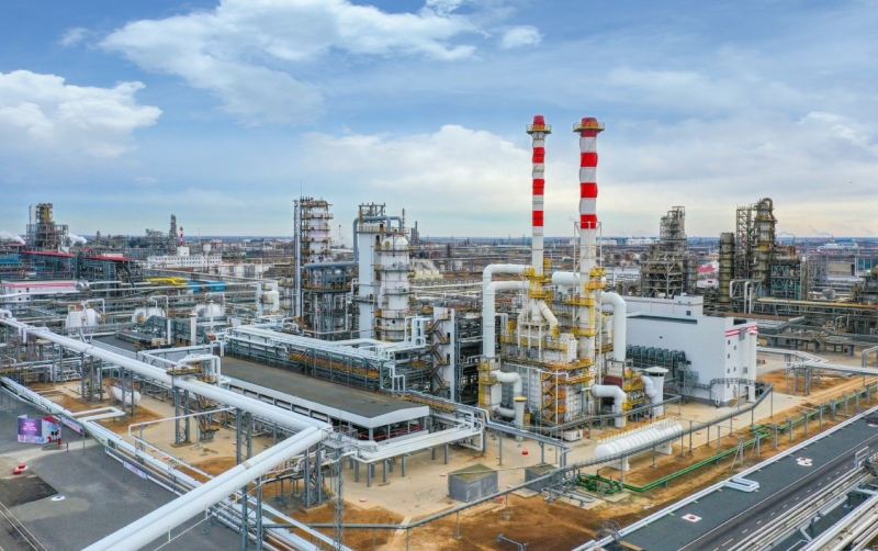 SOCAR “Lukoyl”un zavodunu almaq istəyir? 