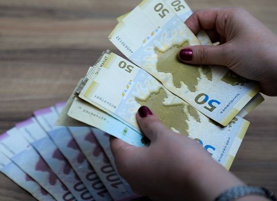 Onlar daha yüksək maaş alır 