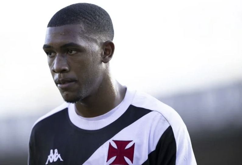 \"Barselona\" 19 yaşlı hücumçunu transfer etmək üçün hərəkətə keçib 