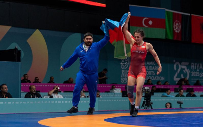 Qadın güləşçimiz İslamiadanın qalibi oldu 