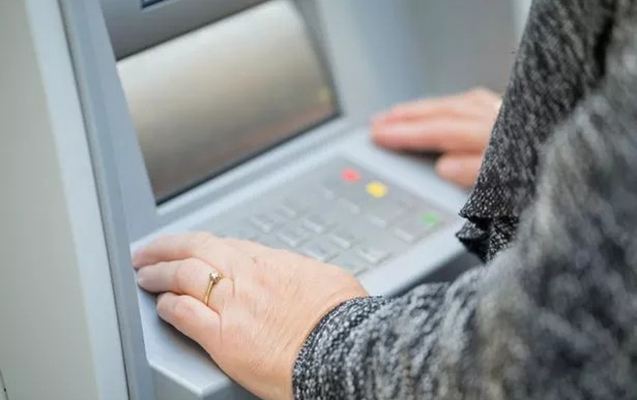 “Əmək pensiyalarının orta aylıq məbləği 590 manat olacaq” 