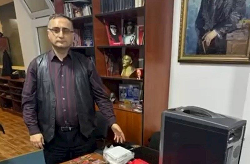 Bakıda SSRİ bayrağı qaldıranlardan biri məşhur həkimdir 