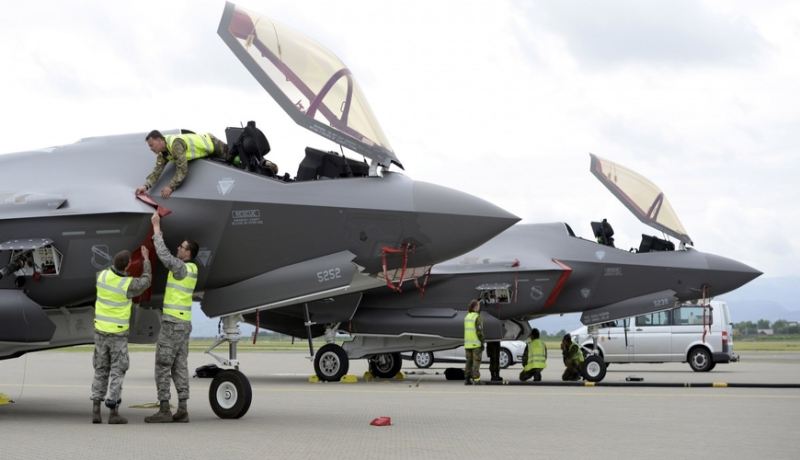 Norveç Polşaya öz F-35-lərini göndərdi 
