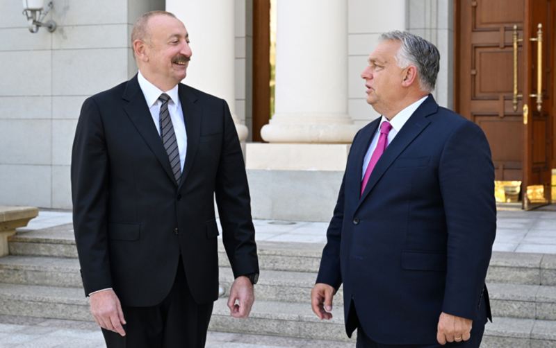 İlham Əliyev Orbanla da görüş keçirdi - Fotolar 