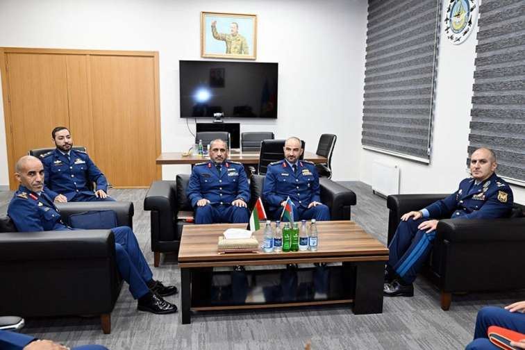 Azərbaycan və BƏƏ Hərbi Hava Qüvvələri komandanları görüşüb 