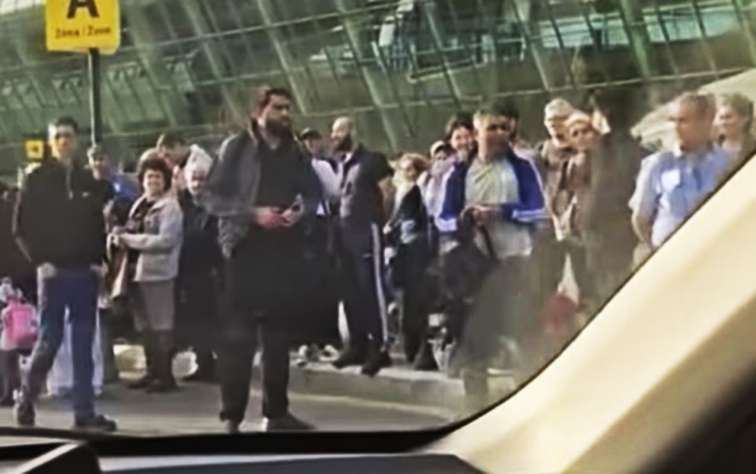 Aeroportda taksi dəyişikliyindən sonrakı vəziyyət 