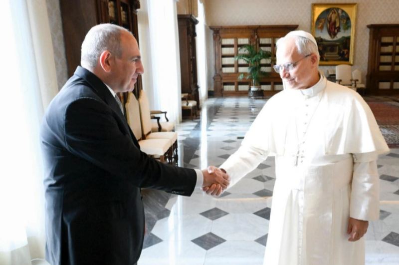 Paşinyan Roma Papası ilə Azərbaycanla sülhü müzakirə edib 