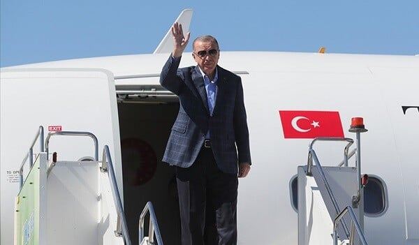 Ərdoğan Omana getdi 