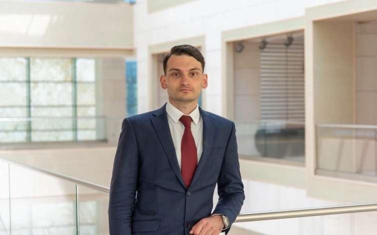 Azərbaycanlı jurnalist Rusiyada \"xarici agent\" elan edildi 