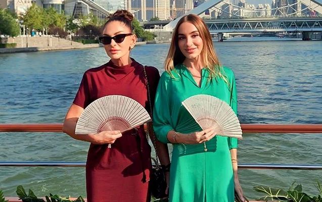 Arzu Əliyeva anası ilə Çindən fotolarını paylaşdı 