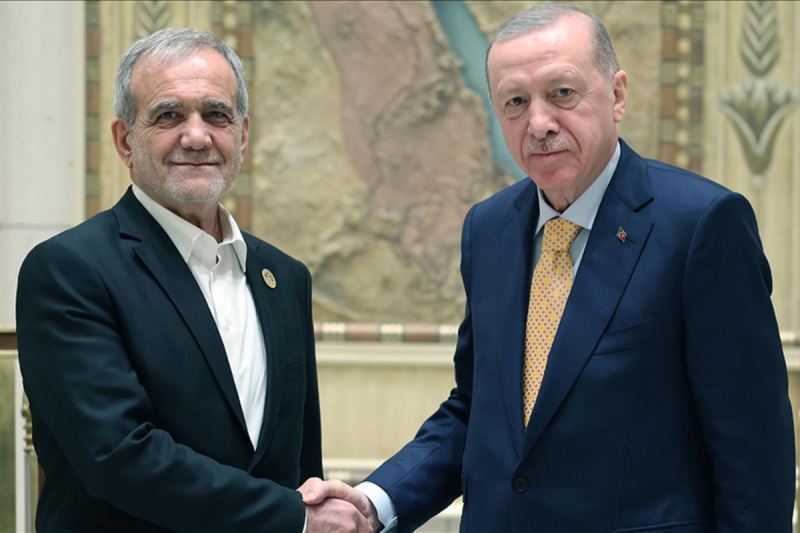 Ərdoğan və Pezeşkian Çində görüşüb 