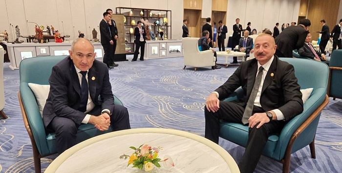 Azərbaycan və Ermənistan arasında həllini tapmamış məqamlar: Azərbaycan bunu edə bilməz...