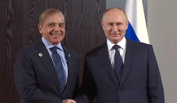 Putin Şahbaz Şəriflə görüşdü 