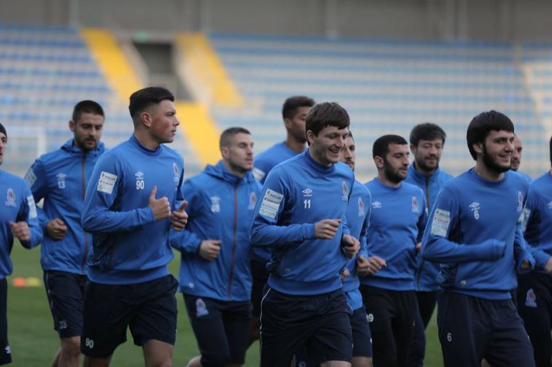 Millimiz Ukraynaya qarşı: Hesab açıldı - Canlı 