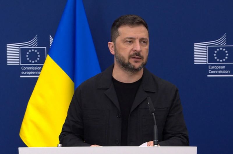 Zelenski: ABŞ Putini dialoqa təşviq edə bilər 