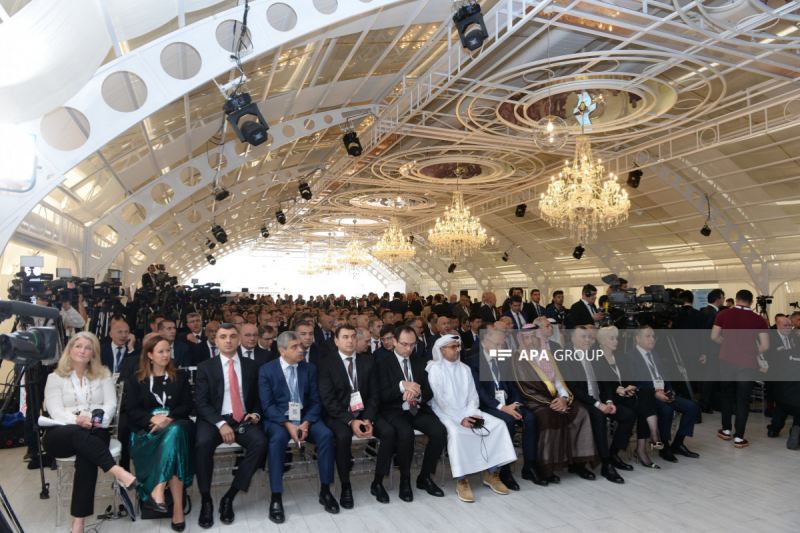 Prezident I Azərbaycan Beynəlxalq İnvestisiya Forumu iştirakçılarına müraciət ünvanlayıb 
