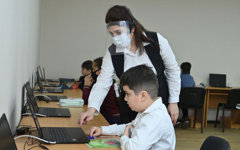 Məktəbdə işləmək istəyənlərin nəzərinə! 