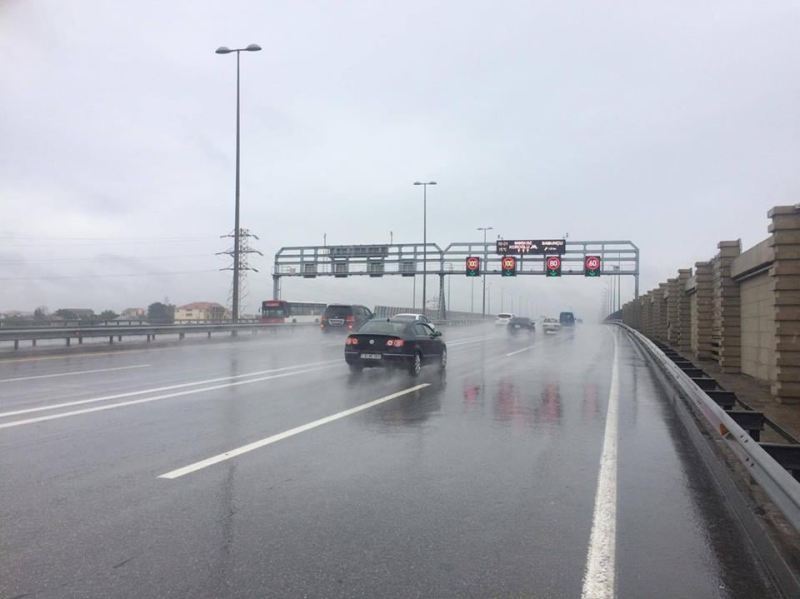 Bu yolda sürət həddi endirildi 