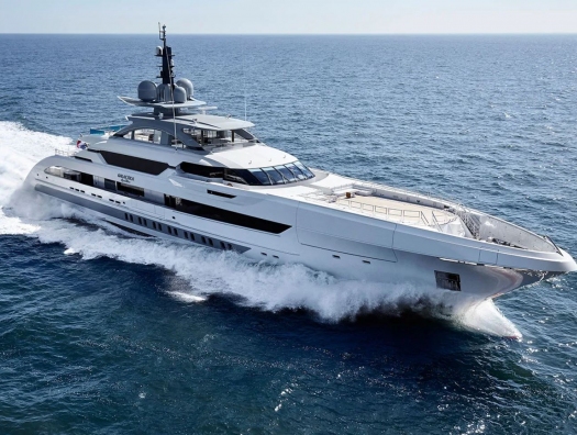 Вагит Алекперов выставил на продажу свою суперъяхту