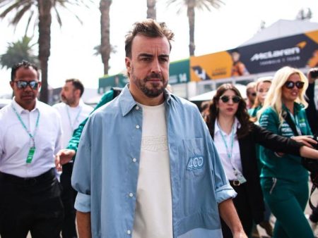 Fernando Alonso de la Aston Martin s-a îmbolnăvit și a amânat plecarea sa la Marele Premiu al Braziliei.