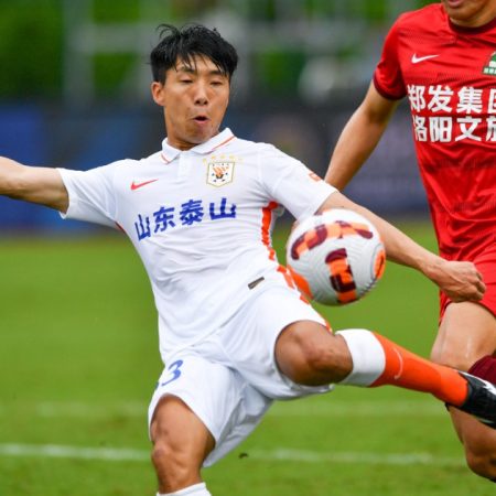 China interzice pe viață 43 de jucători și oficiali din fotbal pentru aranjarea meciurilor, darea de mită și jocurile de noroc.